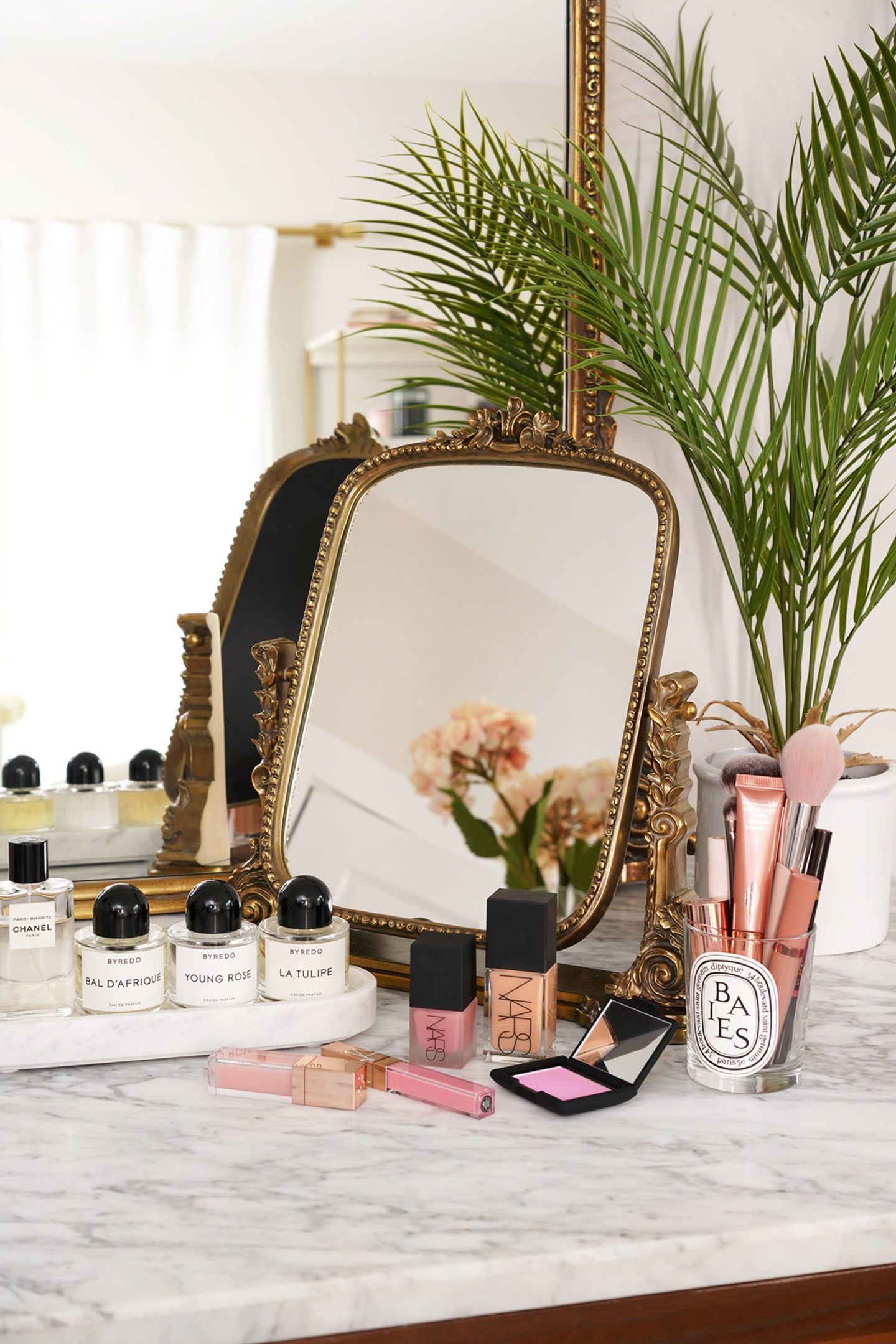 Anthropologie Gleaming Primrose Vanity Mirror