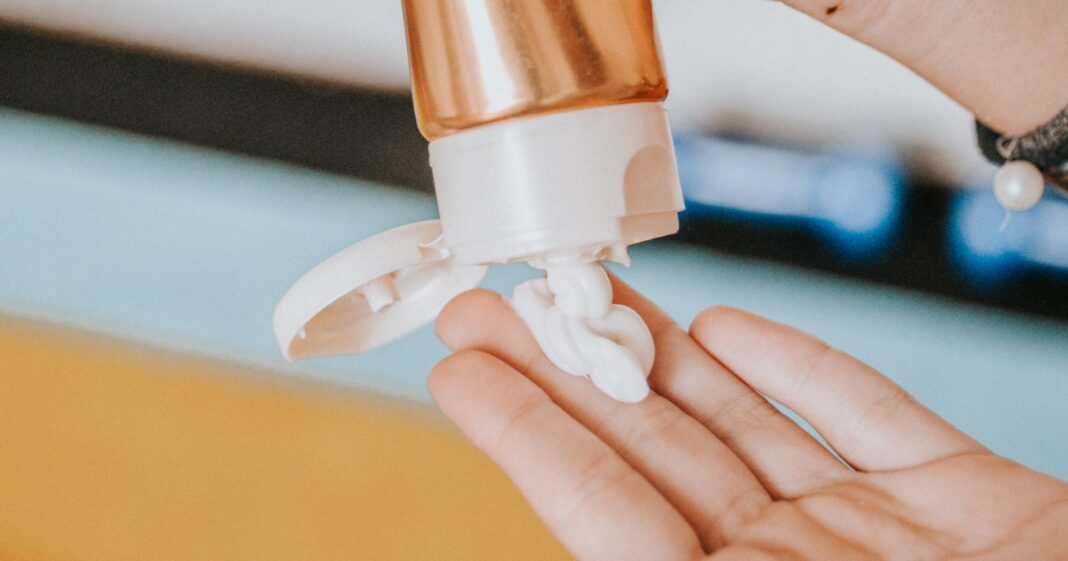 How-To-Wear-Sunscreen-Every-Day-On-A-Budget.jpg